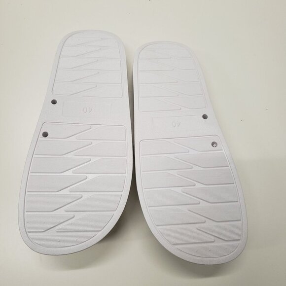 New Acts Men's Pool Slides in White - Size 40 (US‎ Size 7.5) - Picture 4 of 6